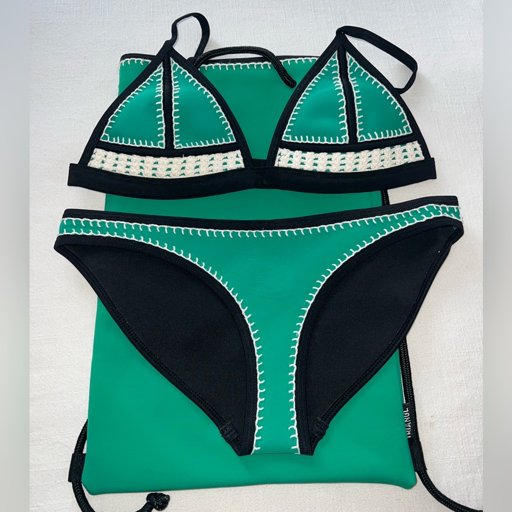 Triangl Bikini Set
